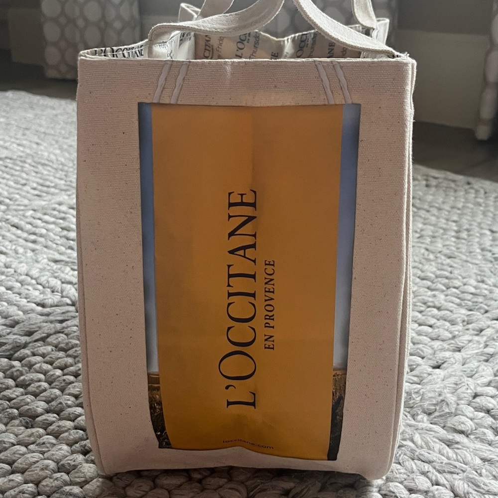 L'OCCITANE versatile, limited edition canvas tote - Picture 7 of 10